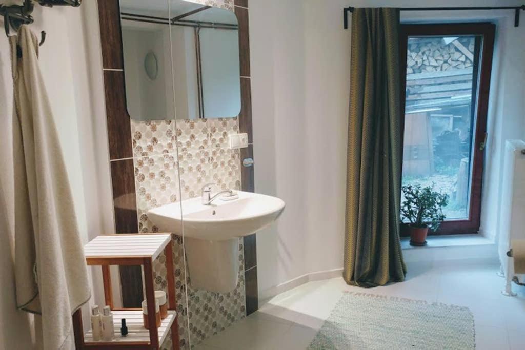 Apartman Jana Pri Gejziri Herlany Zewnętrze zdjęcie